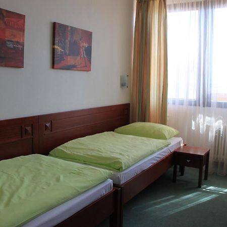 Hotel Bothe Povazska Bystrica Luaran gambar