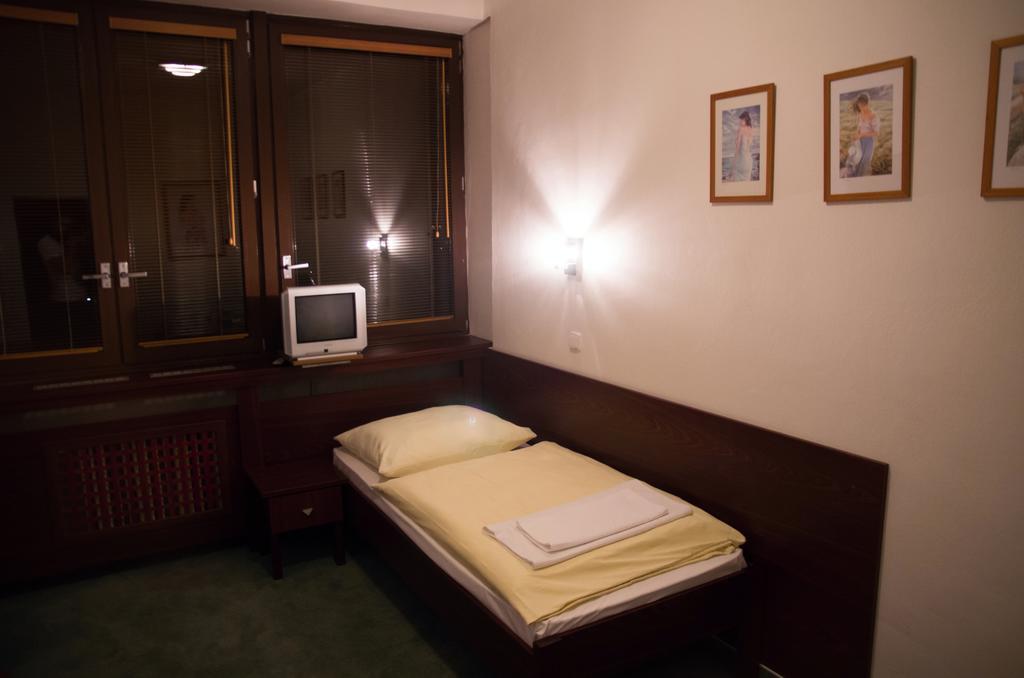 Hotel Bothe Povazska Bystrica Luaran gambar