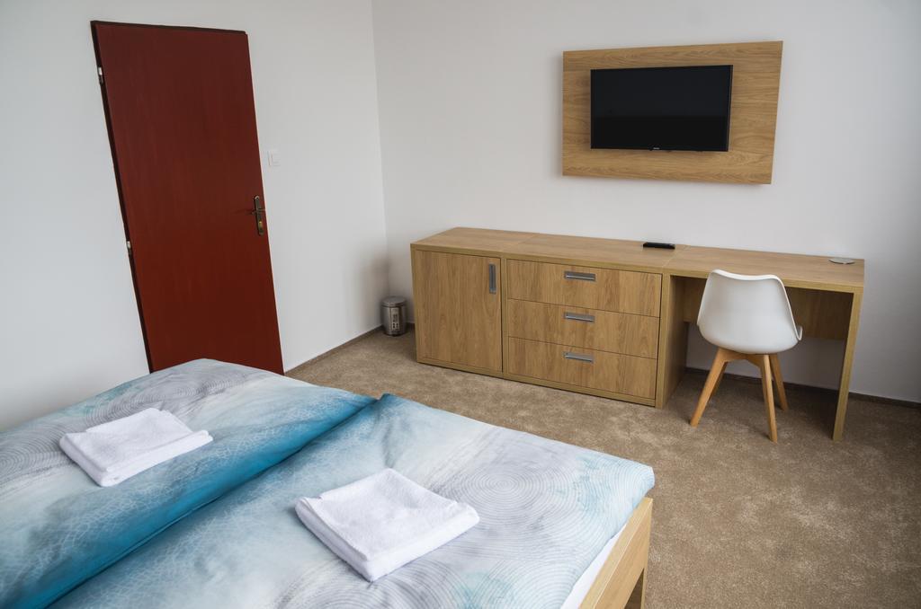 Hotel Bothe Povazska Bystrica Luaran gambar